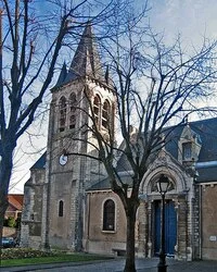 512px-92-Châtenay-Malabry-St-Germain-nord (1) JC Allin, CC BY-SA 3.0 <https://creativecommons.org/licenses/by-sa/3.0>, via Wikimedia Commons